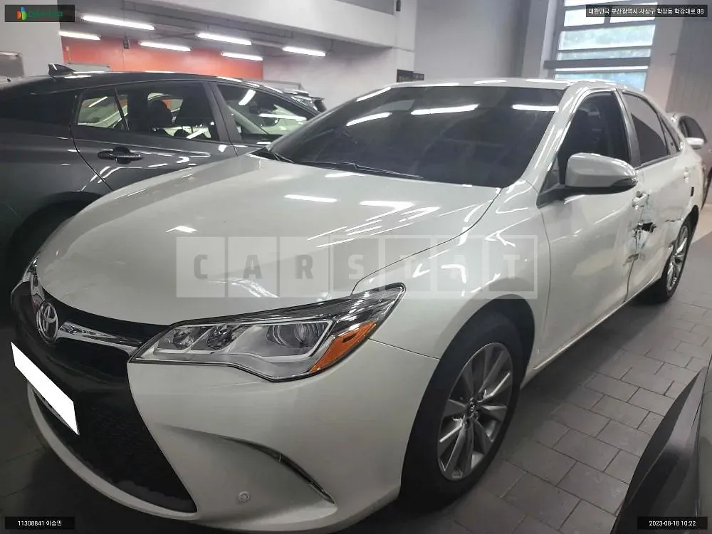 Photo 2 of 9: 2017 Toyota Camry, VIN 4T1BF1FK8HU706719 — Korean insurance auction