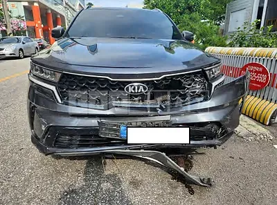 Photo 1 of 12: 2021 Kia Sorento, VIN KNARL81BGMA085578 — Korean insurance auction