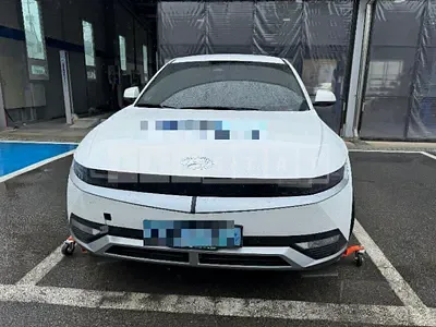 Photo 1 of 38: 2021 Hyundai IONIQ 5 Long Range, VIN KMHKN81AFNU004387 — Korean insurance auction