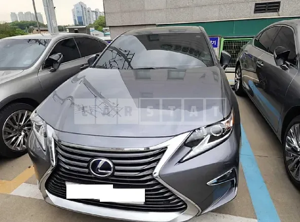 Photo 2 of 49: 2017 Lexus ES300h, VIN JTHBW1GG1H2134000 — Korean insurance auction