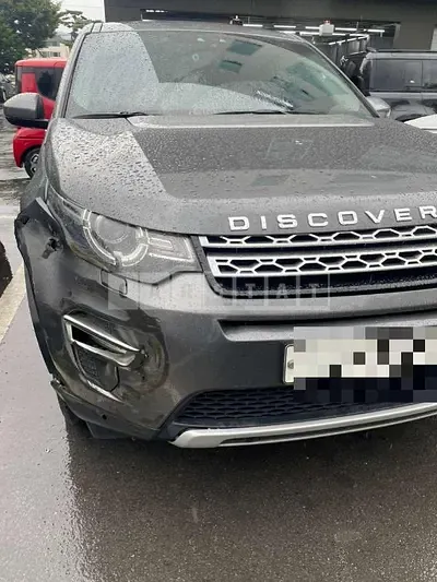 Photo 1 of 9: 2017 Land Rover Discovery Sport 2.0d — Korean insurance auction