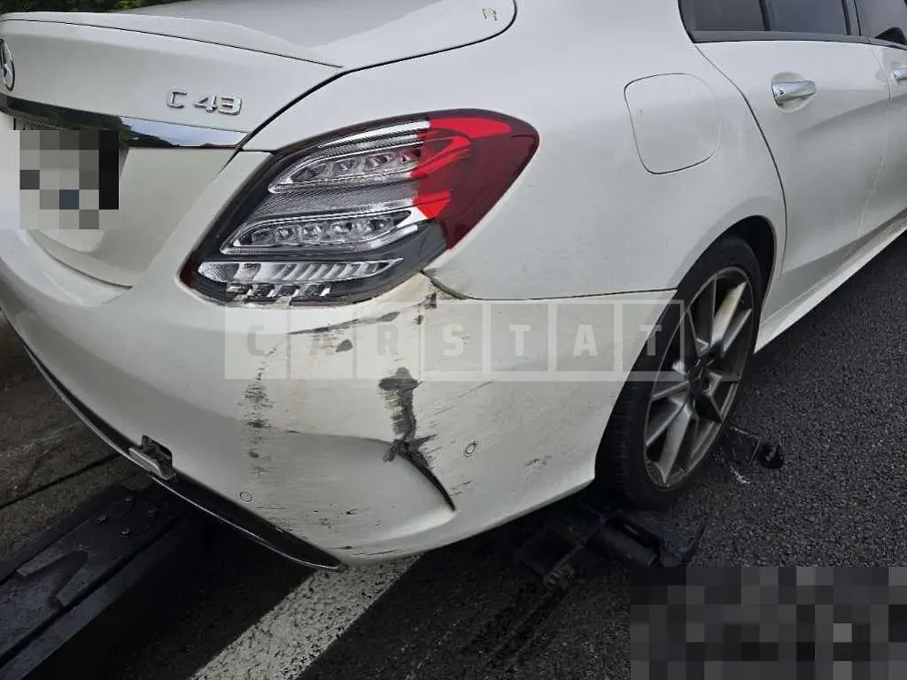 Photo 2 of 39: 2018 Mercedes-Benz AMG C43 4Matic — Korean insurance auction