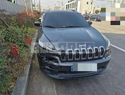 Photo 1 of 8: 2016 Jeep Zip Cherokee 2.4 — Korean insurance auction