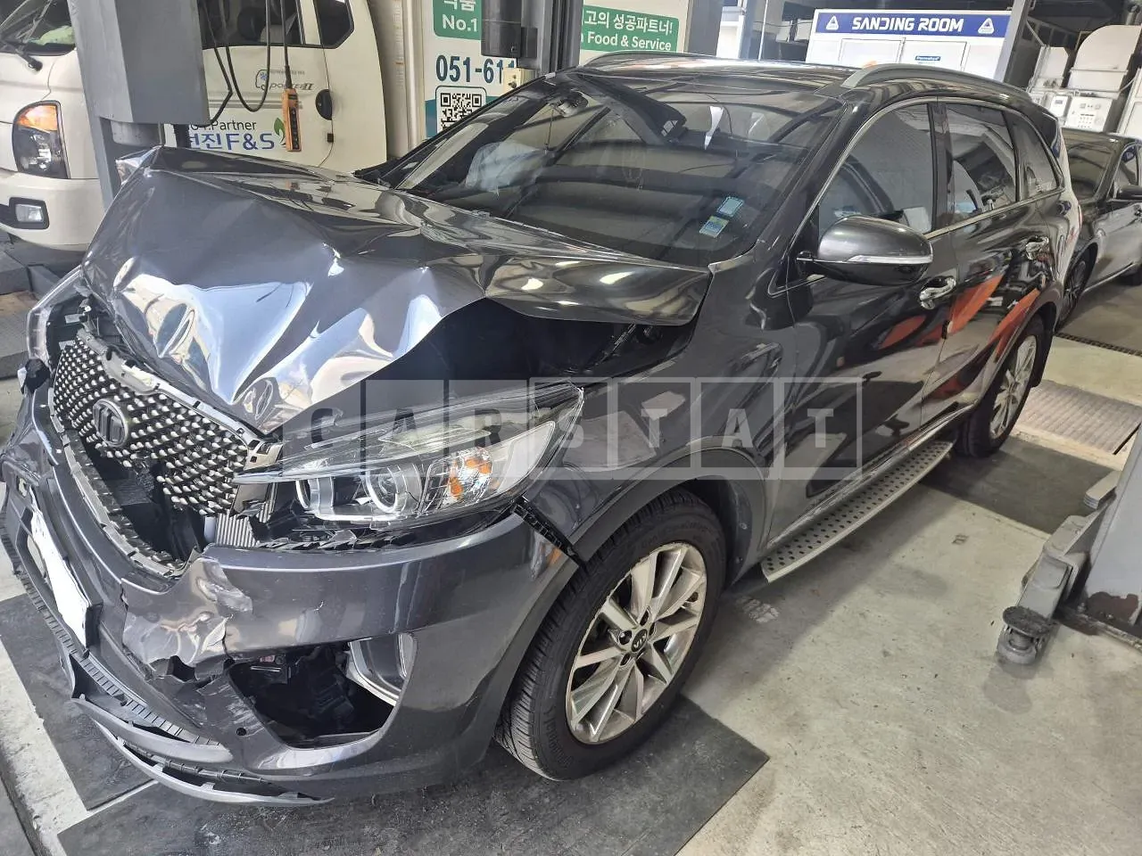 Photo 2 of 9: 2015 Kia Sorento, VIN KNAPH81ABFA119838 — Korean insurance auction
