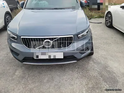 Photo 1 of 16: 2019 Volvo XC40T4 AWD — Korean insurance auction