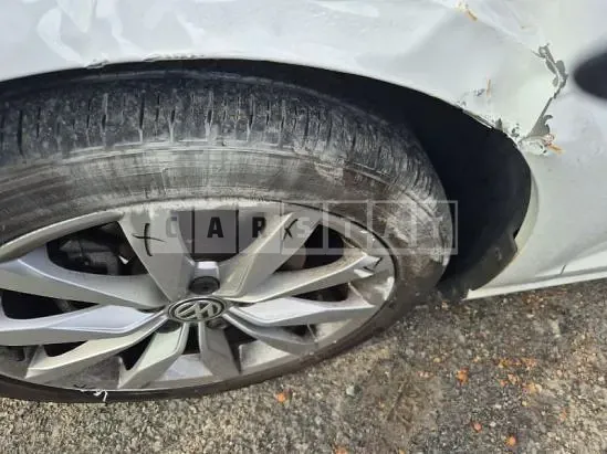 Photo 2 of 26: 2015 Volkswagen Golf 2.0 TDI BMT, VIN WVWZZZAUZFW273625 — Korean insurance auction
