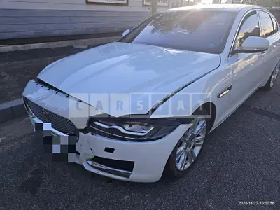 Photo 1 of 21: 2017 Jaguar XF 20d — Korean insurance auction