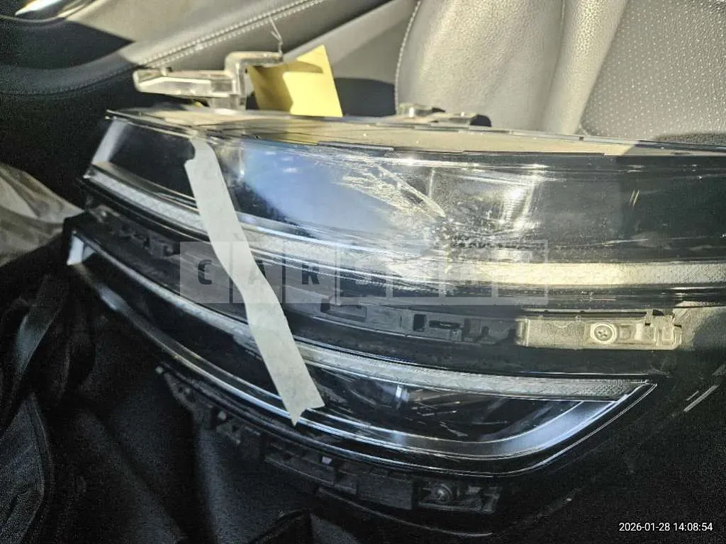 Photo 2 of 3: 2021 Genesis (parts) G80 Headlamp — Korean insurance auction
