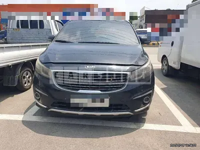 Photo 1 of 14: 2015 Kia Carnivals — Korean insurance auction