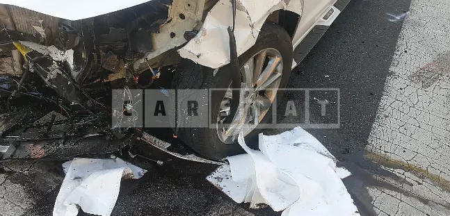 Photo 2 of 26: 2019 Kia Carnival, VIN KNAME81ABKS503293 — Korean insurance auction