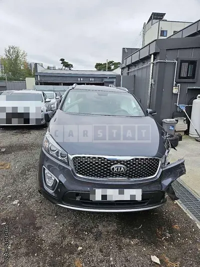 Photo 1 of 11: 2015 Kia Sorento 4WD — Korean insurance auction