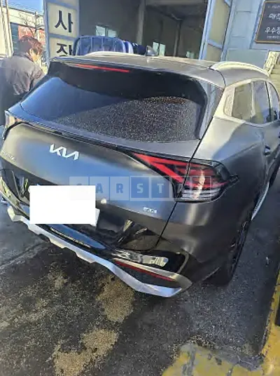 Photo 1 of 10: 2022 Kia Sportage — Korean insurance auction