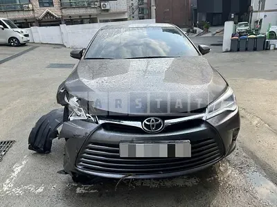 Photo 1 of 60: 2017 Toyota Camry — Korean insurance auction