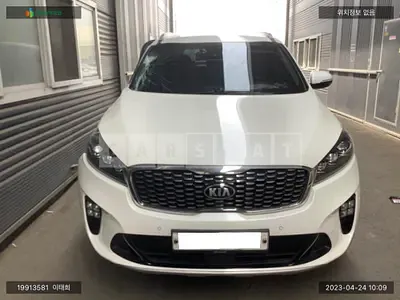 Photo 1 of 14: 2019 Kia Sorento /Sorrento, VIN KNAPH81ABKA543018 — Korean insurance auction