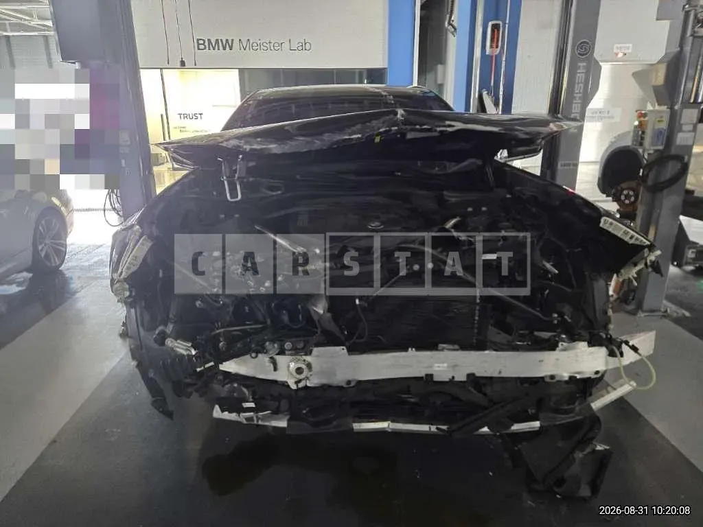 Photo 2 of 28: 2024 BMW 740i xDrive — Korean insurance auction