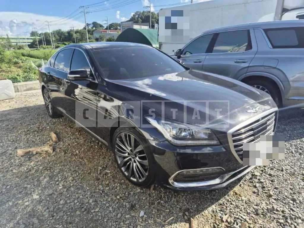Photo 2 of 26: 2017 Genesis G80 3.3 — Korean insurance auction