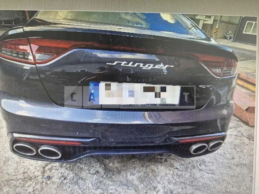 Photo 2 of 12: 2022 Kia Stinger 2.5 — Korean insurance auction