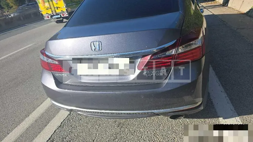 Photo 2 of 18: 2015 Honda Accord 2.4 — Korean insurance auction