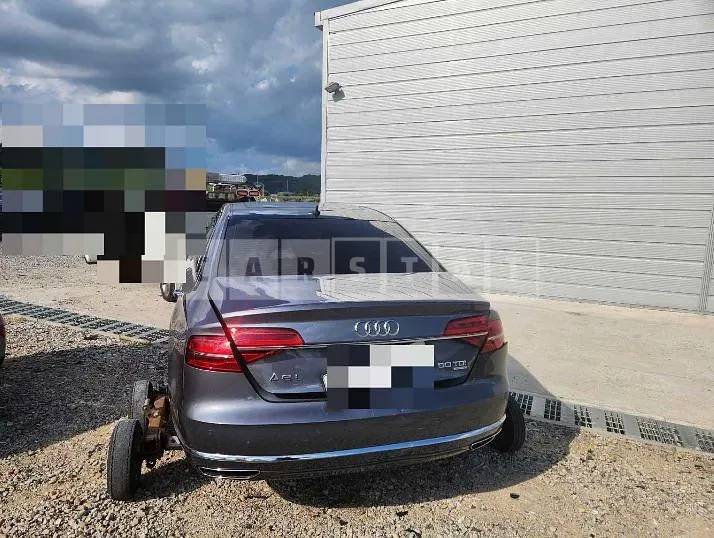 Photo 2 of 12: 2015 Audi A8L 50 TDI quattro — Korean insurance auction