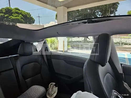 Photo 2 of 19: 2025 Tesla Model Y RWD, VIN LRWYGCFJ5SC046972 — Korean insurance auction