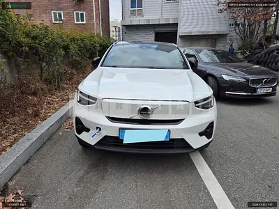 2024 Volvo Volvo C40