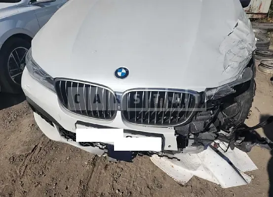Photo 2 of 20: 2017 BMW M760Li xDrive, VIN WBA7H6108HG987424 — Korean insurance auction