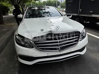 Photo 1 of 48: 2016 Mercedes-Benz E300, VIN WDDZF4JB7HA046384 — Korean insurance auction