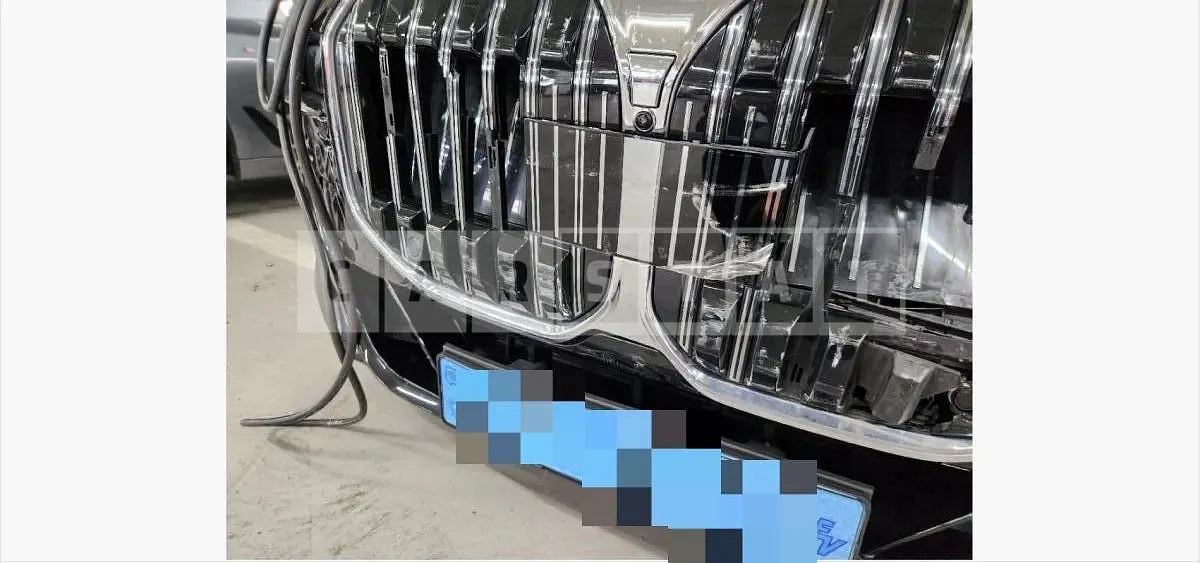 Photo 2 of 30: 2023 BMW i7 xDrive60 — Korean insurance auction