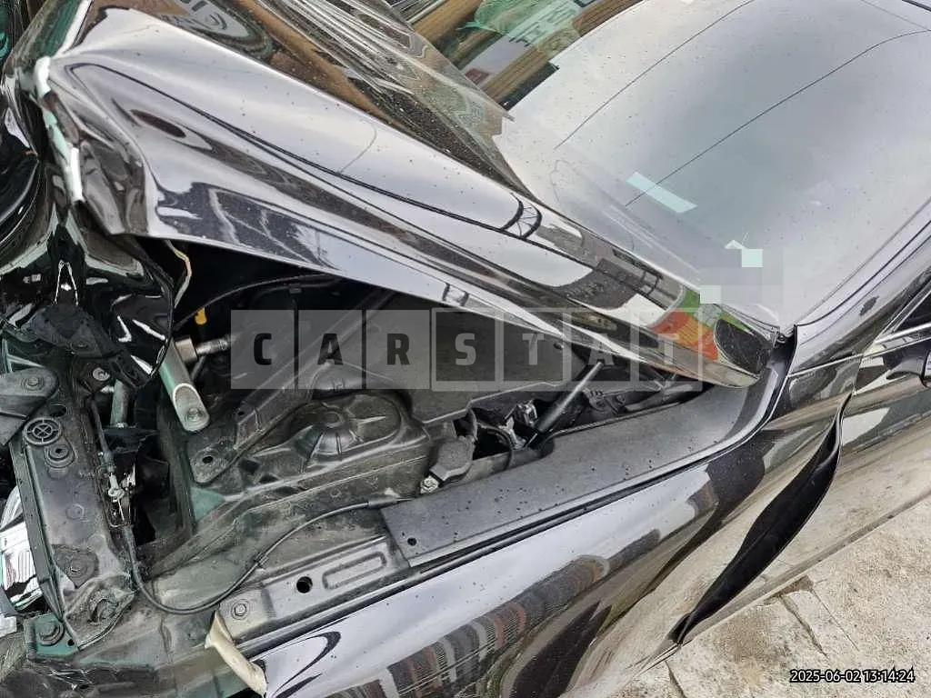 Photo 2 of 28: 2018 Genesis EQ900 3.8 — Korean insurance auction