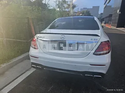 Photo 1 of 40: 2018 Mercedes-Benz AMG E63 4Matic + — Korean insurance auction