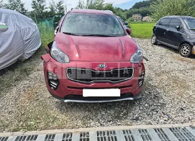 Photo 1 of 39: 2017 Kia Sportage — Korean insurance auction