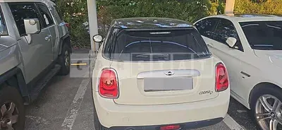 Photo 1 of 10: 2015 MINI Cooper D Five-Door — Korean insurance auction