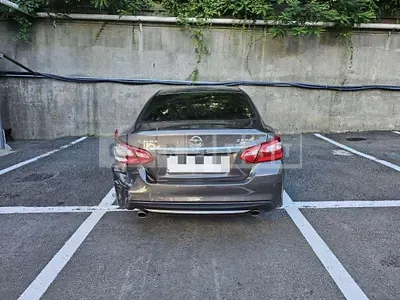 Photo 1 of 15: 2016 Nissan Altima 2.5 — Korean insurance auction