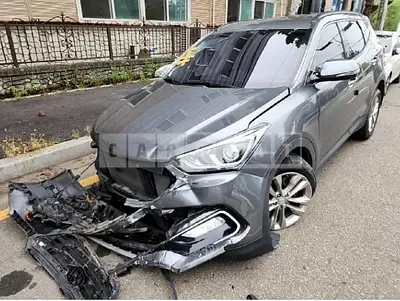 Photo 1 of 19: 2016 Hyundai Santa Fe, VIN KMHSW81UBGU584695 — Korean insurance auction