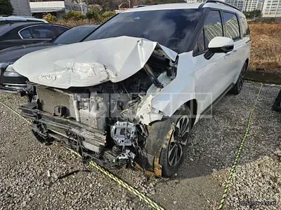 Photo 1 of 13: 2023 Kia Carnival Limousine — Korean insurance auction