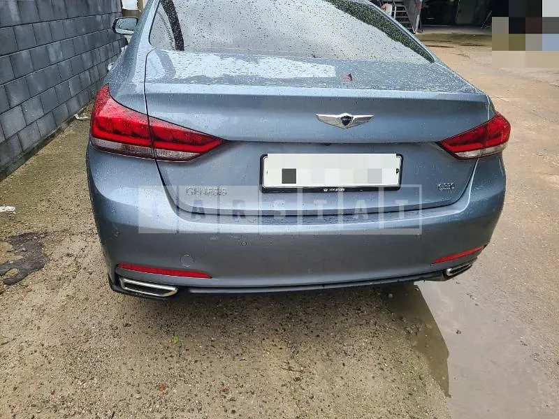Photo 2 of 23: 2016 Genesis 3.3 — Korean insurance auction