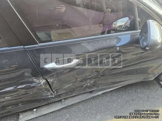 Photo 2 of 13: 2022 Kia K5, VIN KNAG641BBNA180618 — Korean insurance auction