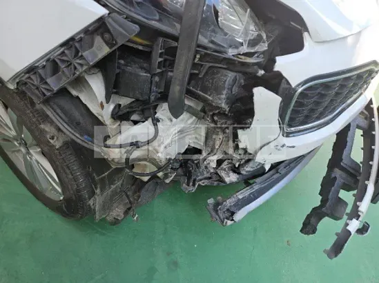 Photo 2 of 29: 2018 Kia Sportage — Korean insurance auction
