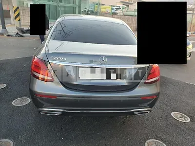 Photo 1 of 7: 2017 Mercedes-Benz E220d, VIN WDDZF0EB5HA225154 — Korean insurance auction