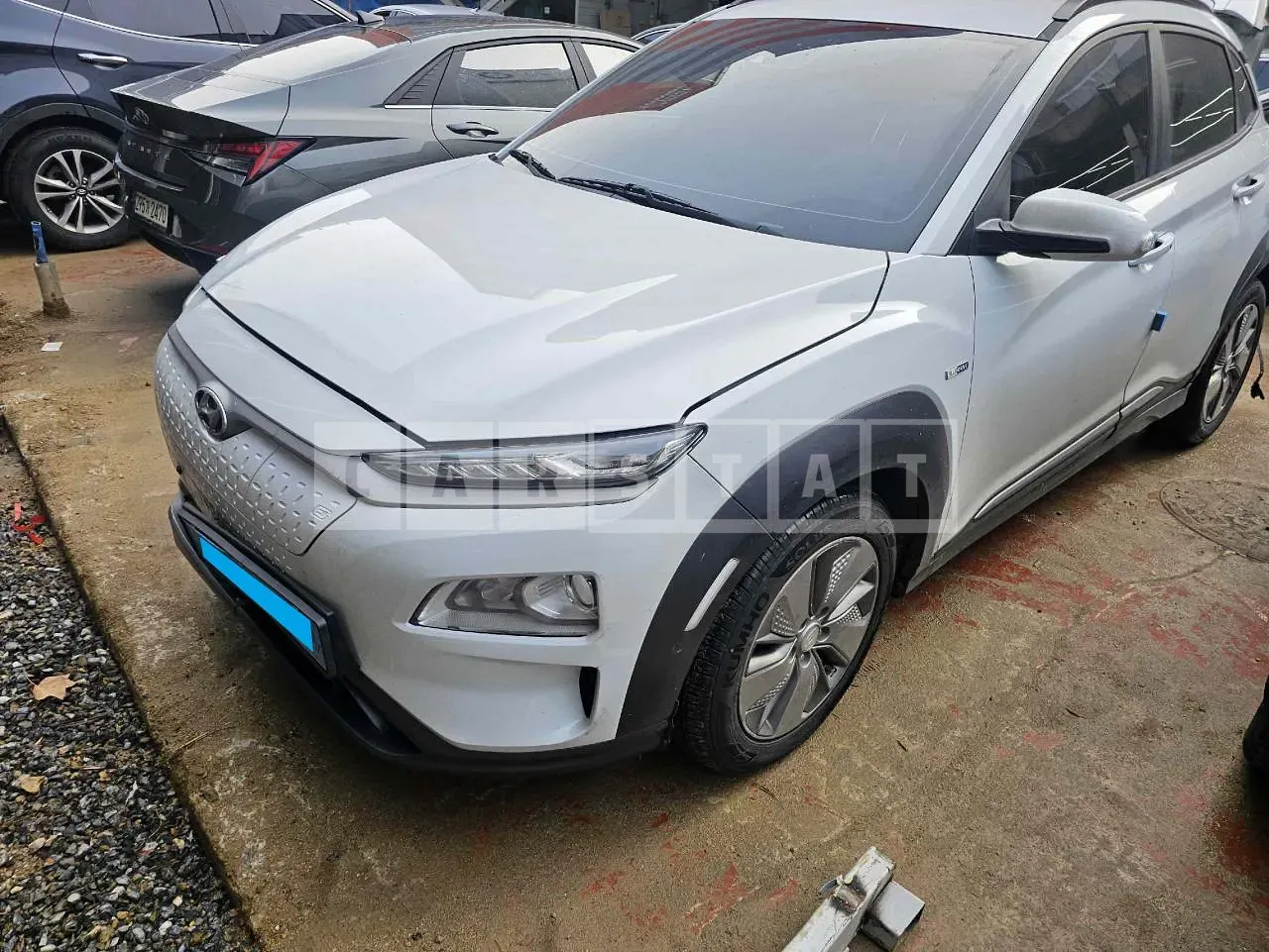 Photo 2 of 58: 2020 Hyundai Kona Electric, VIN KMHK281GFLU086368 — Korean insurance auction