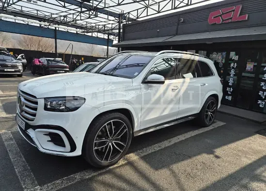 Photo 2 of 4: 2024 Mercedes-Benz GLS580 4Matic — Korean insurance auction