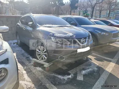 Photo 1 of 15: 2015 Nissan Qashqai, VIN SJNDJ18E9FA306783 — Korean insurance auction