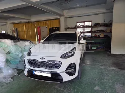 Photo 1 of 16: 2020 Kia Sportage, VIN KNAP681ABLK870062 — Korean insurance auction