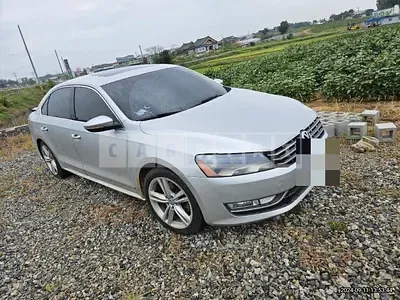 Photo 1 of 5: 2014 Volkswagen Passat 2.0 TDI — Korean insurance auction