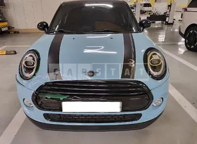 Photo 1 of 45: 2019 MINI Cooper Five-Door — Korean insurance auction