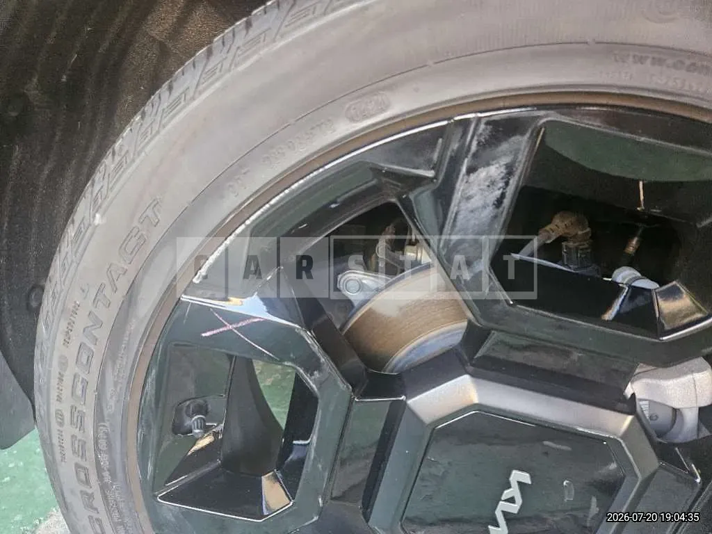 Photo 2 of 3: 2024 Kia (parts) Sorento Wheels — Korean insurance auction
