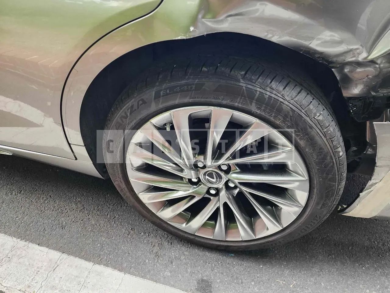 Photo 2 of 38: 2025 Lexus ES300h, VIN JTHBA1C12T2032987 — Korean insurance auction