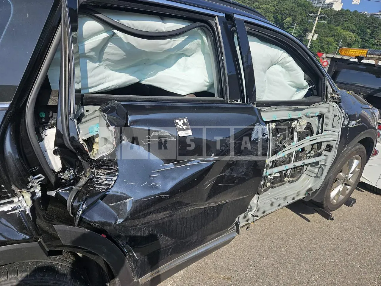 Photo 2 of 9: 2016 Kia Sorento /Sorrento, VIN KNAPH81ABGA185528 — Korean insurance auction
