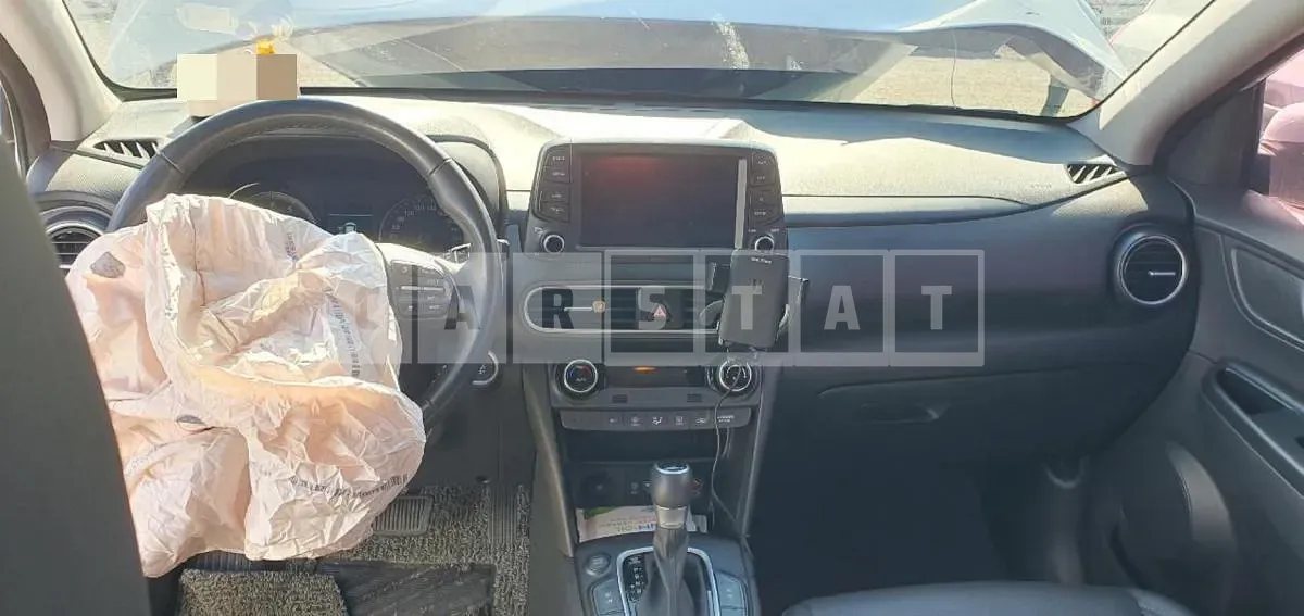 Photo 2 of 8: 2019 Hyundai Kona (Kona), VIN KMHK4815GLU485666 — Korean insurance auction
