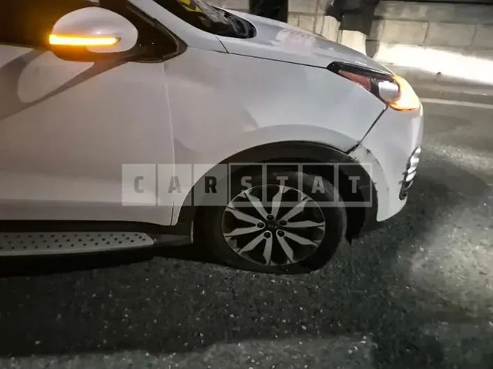 Photo 2 of 9: 2016 Kia Sportage — Korean insurance auction